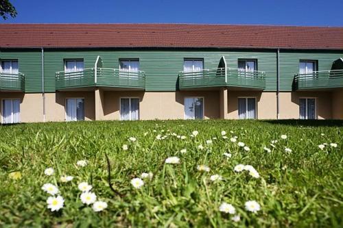 Ibis Styles Bourbon Lancy Bourbon-Lancy Exterior foto
